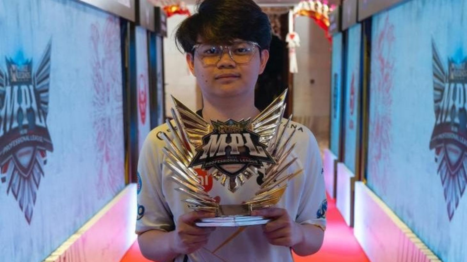 Wow! Penghasilan Pro Player Mobile Legends Ternyata Milyaran!